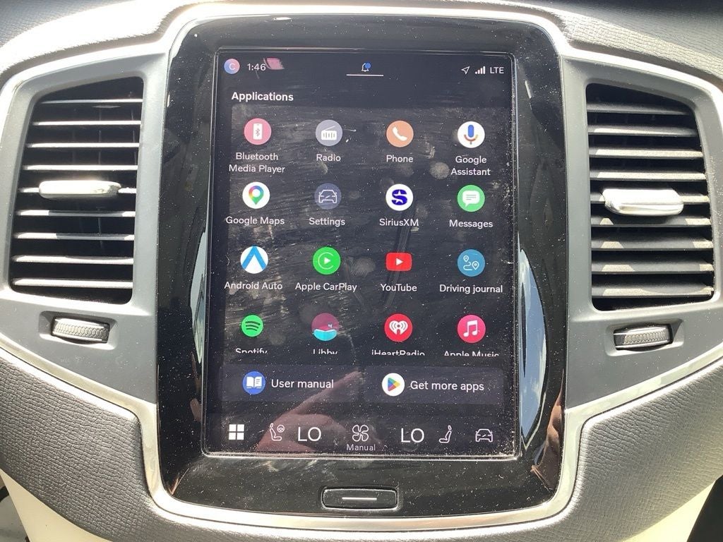 2024 Volvo XC90 B5 Core Bright Theme