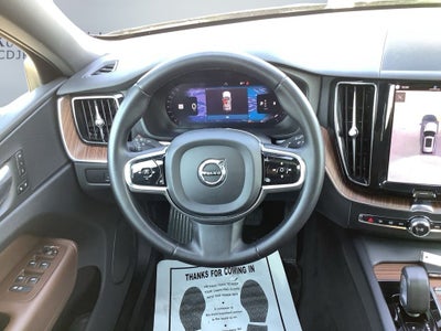 2023 Volvo XC60 B5 Plus Bright Theme